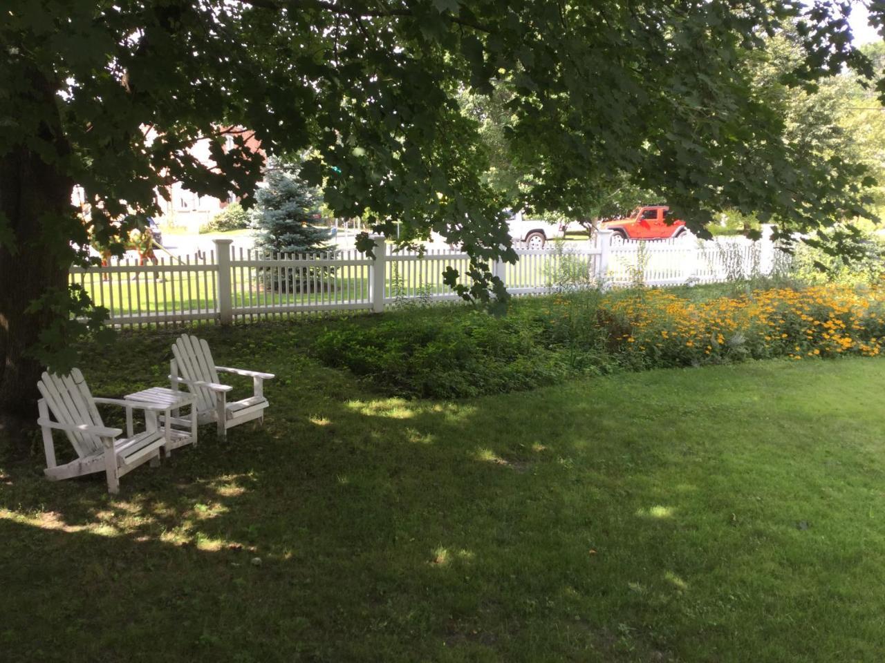 Eddington House Inn North Bennington Buitenkant foto