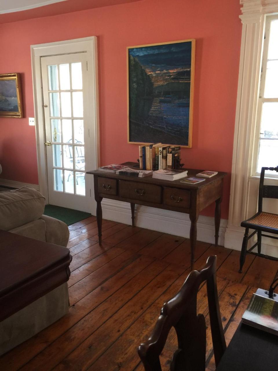 Eddington House Inn North Bennington Buitenkant foto
